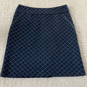 Fabulous steilman navy and black and white small squares print skirt w/back zip